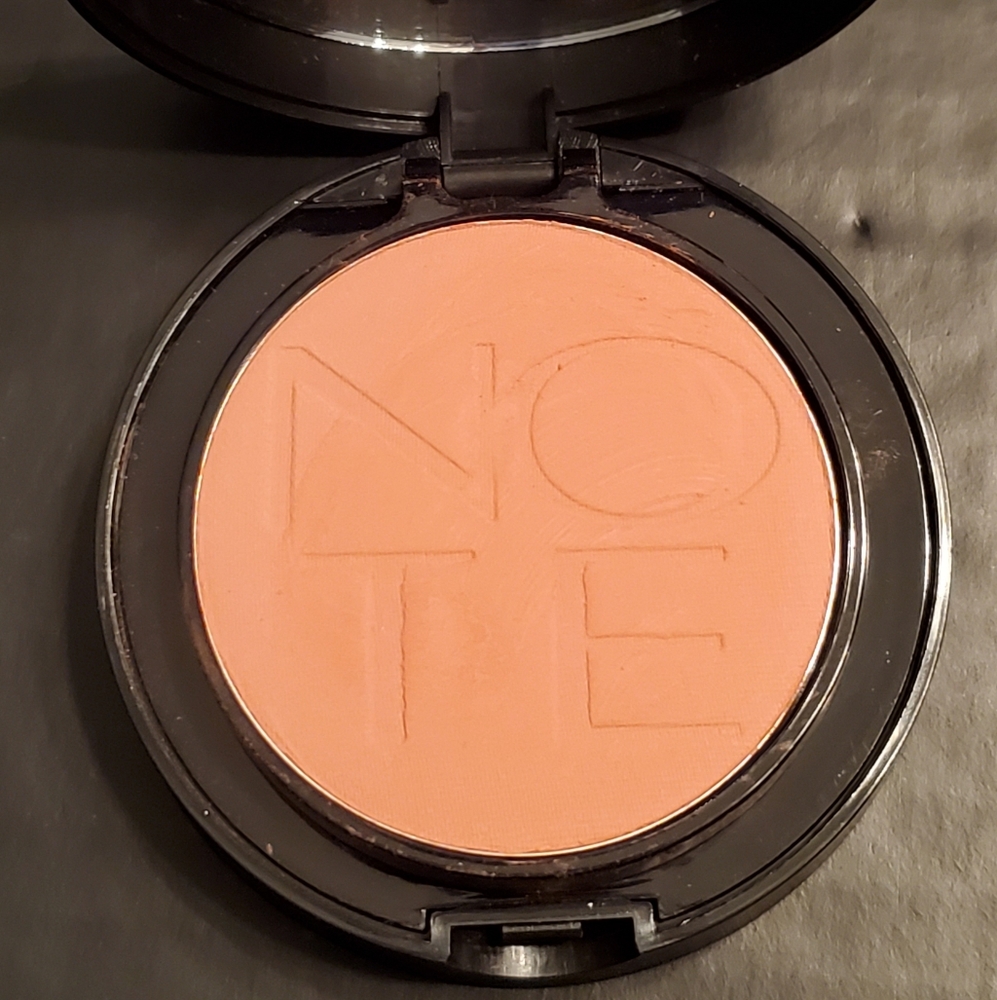 Note Luminous Silk Compact Blusher
